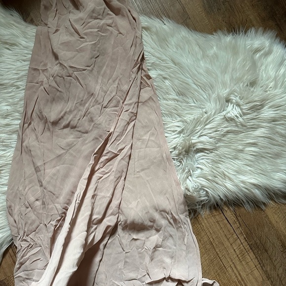 REFORMATION Ferrara Dress - Picture 7 of 7